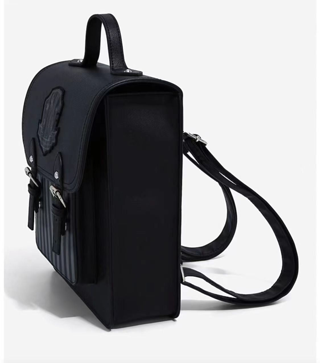 Mochila Colegial Wandinha Addams