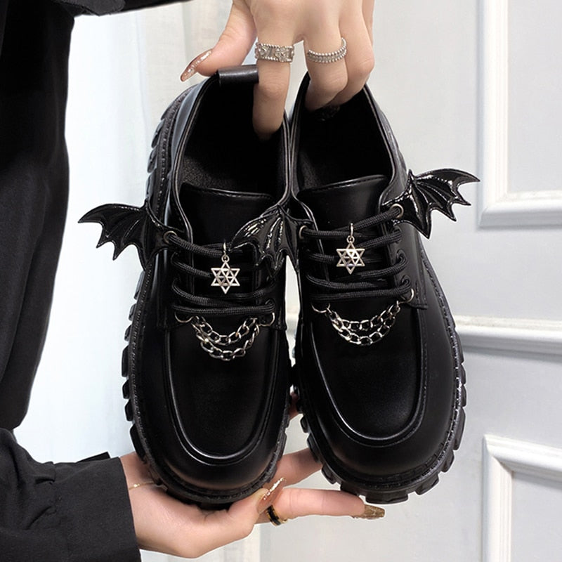 Sapatos Góticos Wandinha Addams