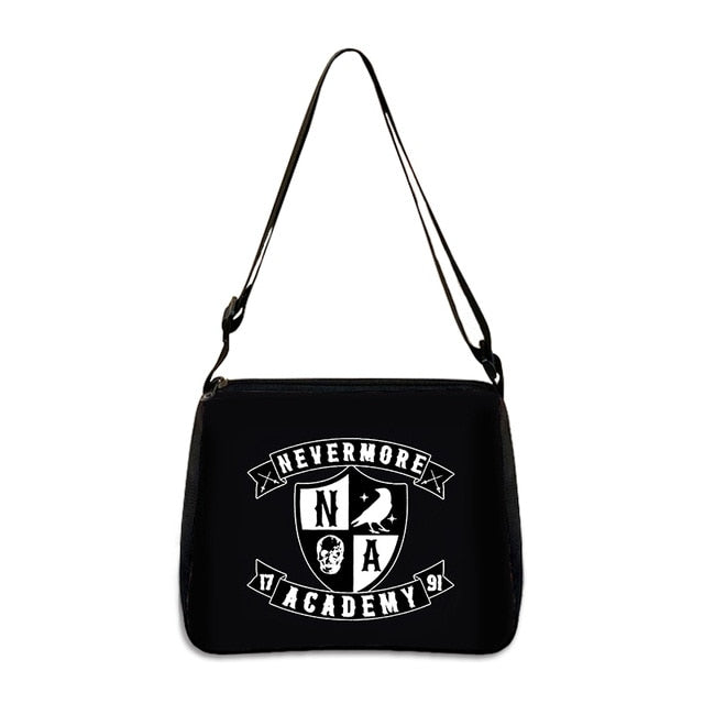 Bolsas Temáticas Wandinha Addams