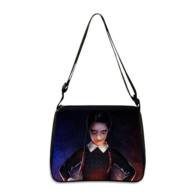 Bolsas Temáticas Wandinha Addams