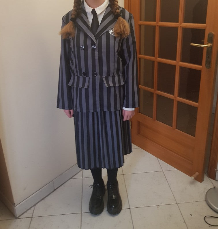 "Uniforme Wandinha /Enid"