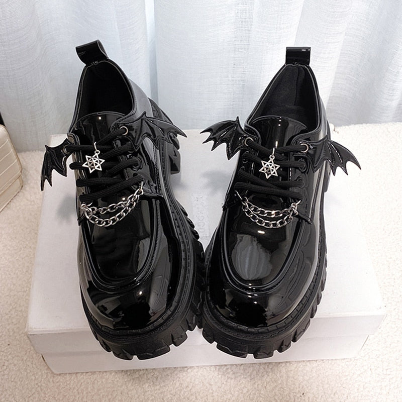 Sapatos Góticos Wandinha Addams